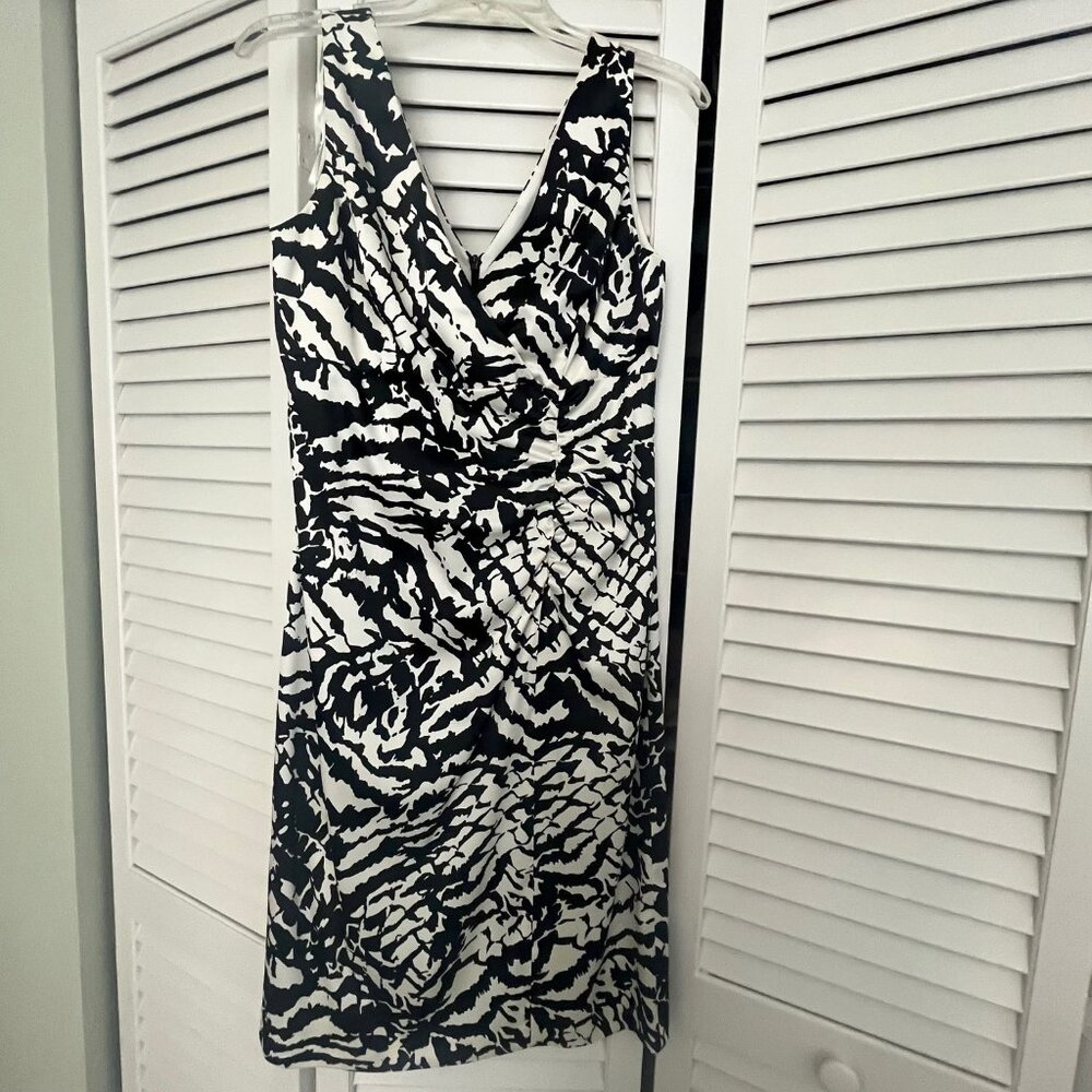 Donna Rico size 8 black & White Cocktail  Dress